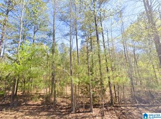 5565 Red Robin Rd, Sylacauga, AL 35151