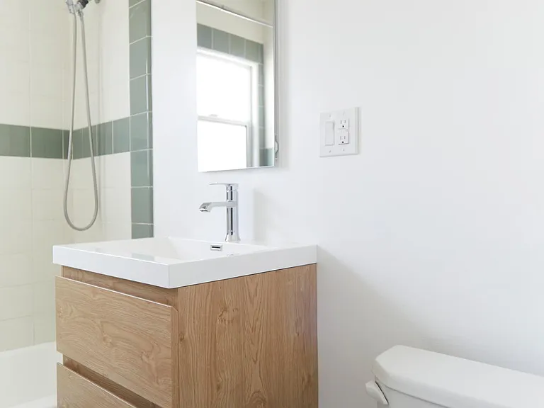 3700 Inglewood Blvd #7 — Photo 14