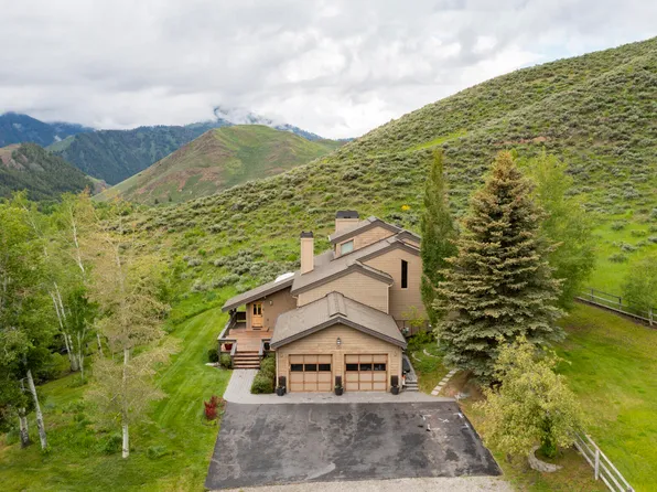 229 Blue Bell Rd, Sun Valley, ID 83353