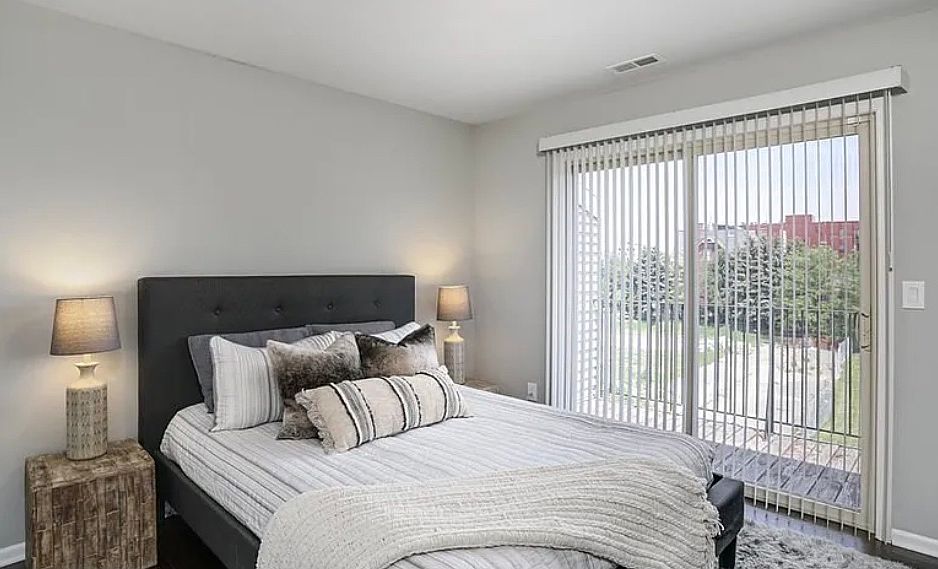 1st image of 2644 Woodward Ave #57