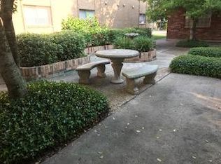 4065 Burbank Dr #5, Baton Rouge, LA 70808