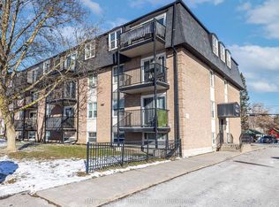 25 College St E #206, Belleville, ON K8P 2E3