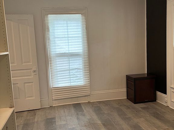 3rd image of 409 Park Pl #411