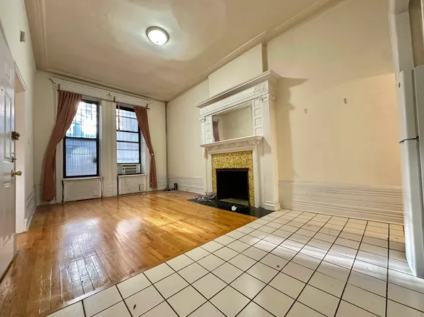 36 West 90th Street image 1 of 12