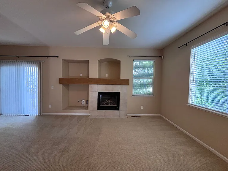 7160 Island Mist Point — Photo 5