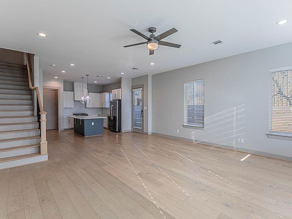 2nd image of 5714 Kemp St