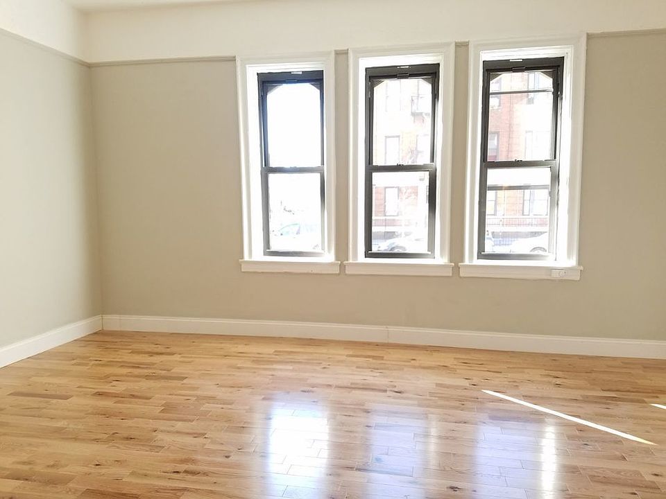 1st image of 2513 Newkirk Ave APT 1A