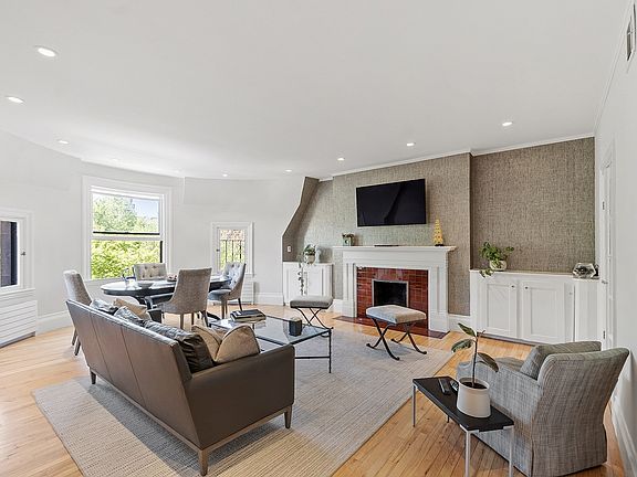 2nd image of 178 Commonwealth Ave #7