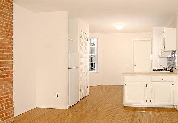 3rd image of 309 E 81st St APT 5FW