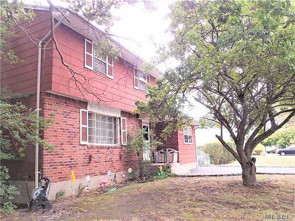 2nd image of 99 Fawn Dr