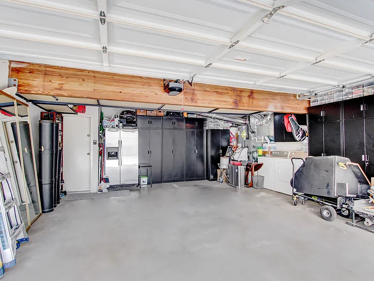 21545 Erwin St #98 — Photo 17