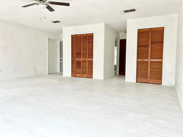 547 Lino Ct — Photo 7