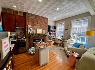 85 Phillips St #E, Boston, MA 02114