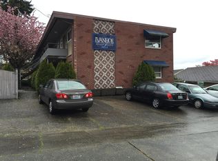 5411 Ivanhoe Pl NE, Seattle, WA 98105