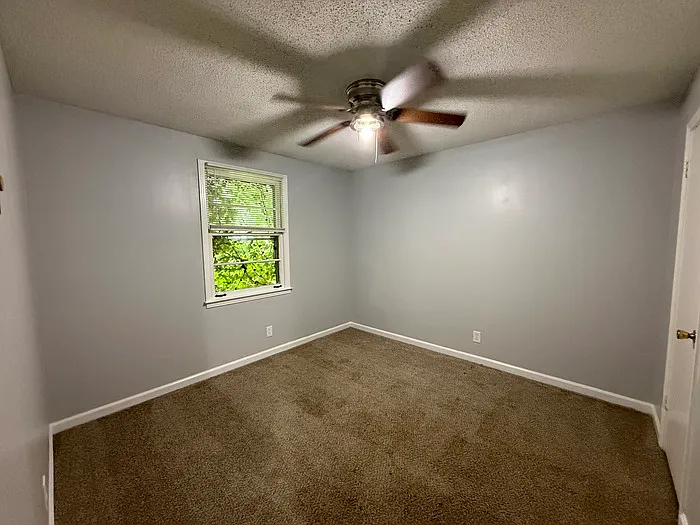2 bed, 1.0 bath, 760 sqft, $900 — Photo 4