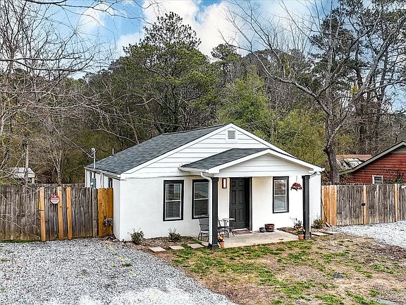 2nd image of 5304 Groovers Landing Rd SE