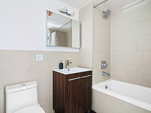 4th image of 178 Putnam Ave Unit 3B