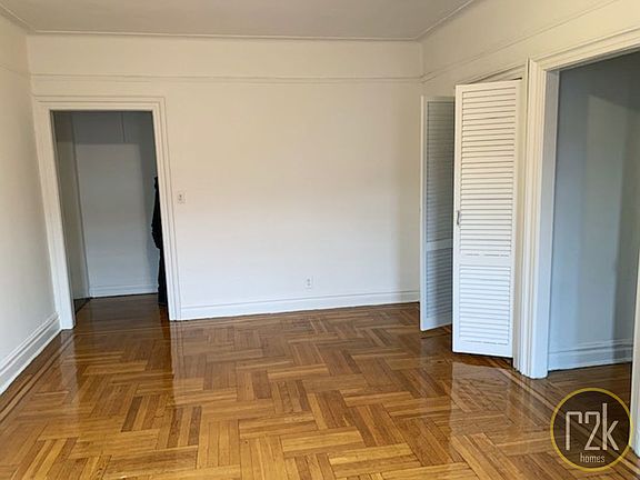 3rd image of 34-50 29th St #2A