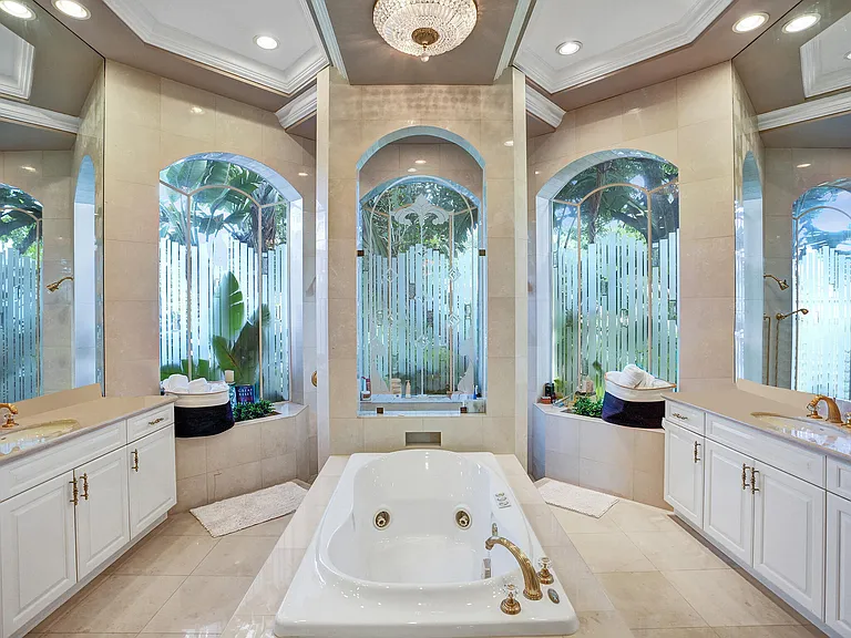7988 Mandarin Dr — Photo 12