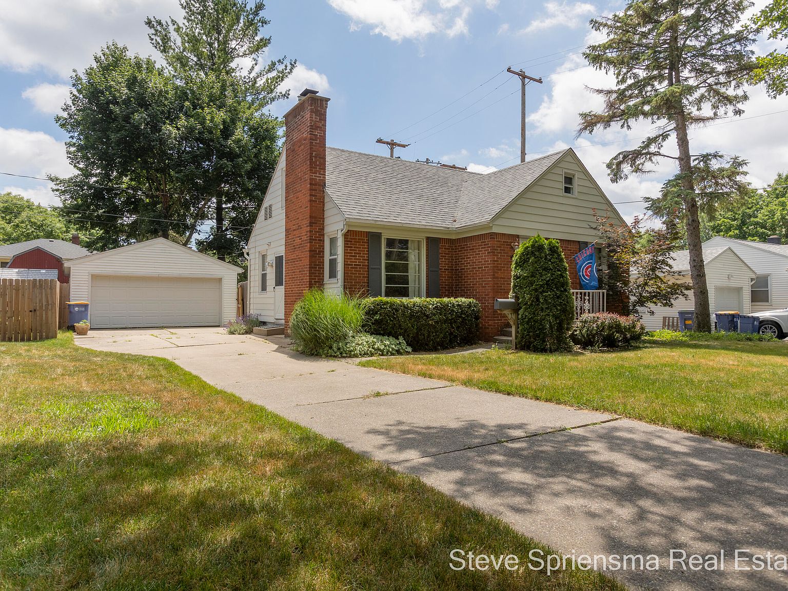 130 Katherine Dr NE, Grand Rapids, MI 49505 Zillow