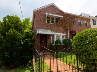 2211 Douglas St NE, Washington, DC 20018