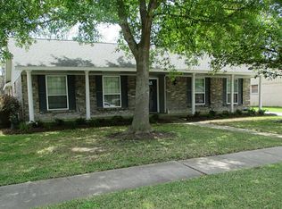 12311 Level Run St, Meadows Place, TX 77477