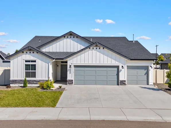 5482 N Maplestone Ave, Meridian, ID 83646