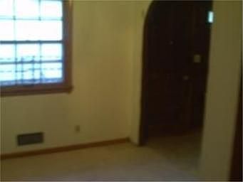 3rd image of 6811 Askew Ave