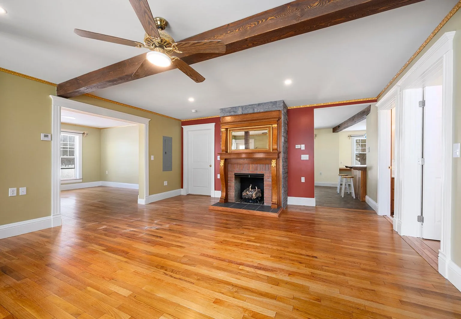 4 bed, 2593 sqft, $3,500 — Photo 1