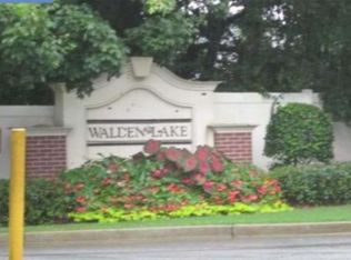 2504 Walden Lake Dr, Decatur, GA 30035