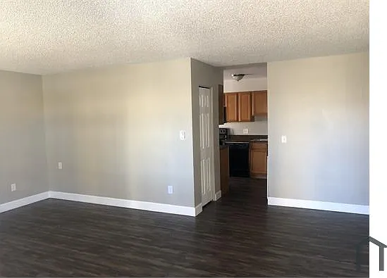 13162 E 13th Pl — Photo 22