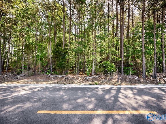 2nd image of 2.0 Oak Grove Rd