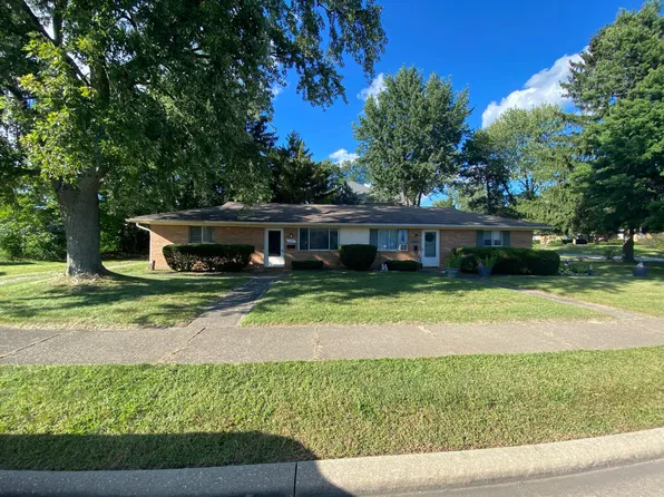 1307 Valley View Dr NW #1, North Canton, OH 44720