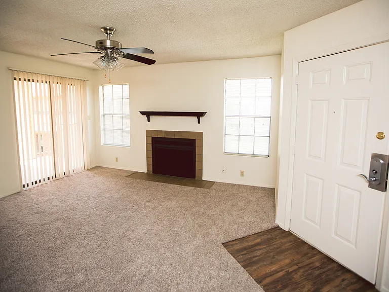 Red Oak Ranch — Photo 6
