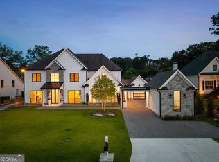 212 Brooke Dr, Alpharetta, GA 30009