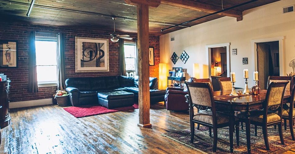 1st image of 424 High St #404