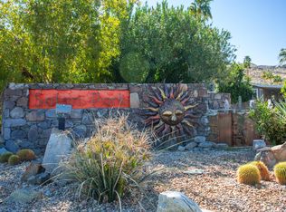 60 Safari Park Dr, Palm Springs, CA 92264