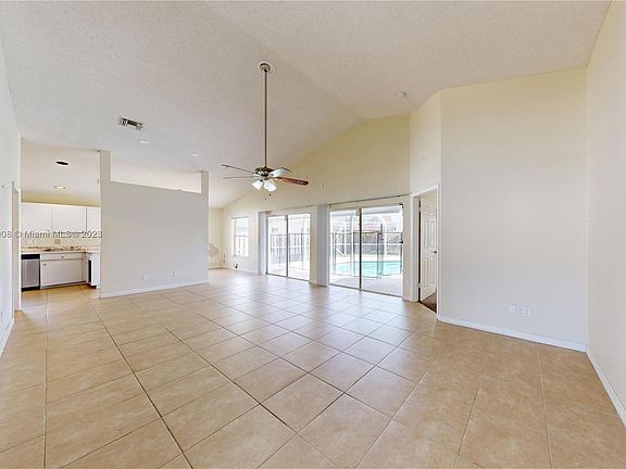 4th image of 2646 NW 123rd Way