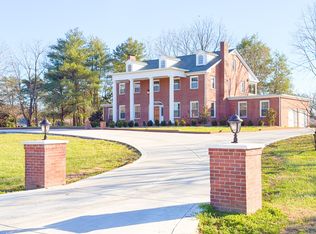 621 E College St, Pulaski, TN 38478