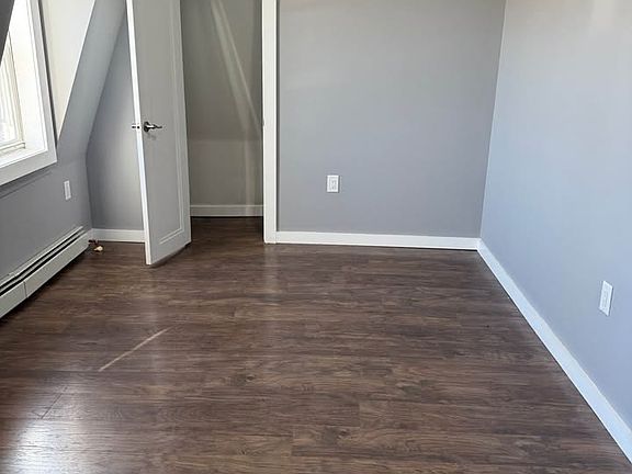 2nd image of 203 Baldwin Ave #1