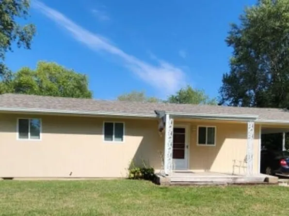 529 E Mcvay Street, Marshfield, MO 65706