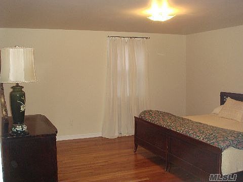 4th image of 11 Hillside Ave