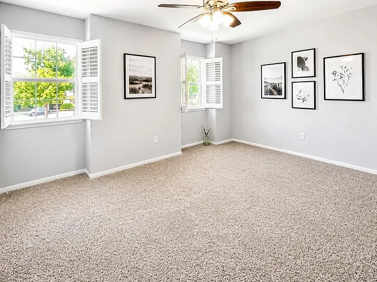 14011 Wickersham Ln — Photo 19