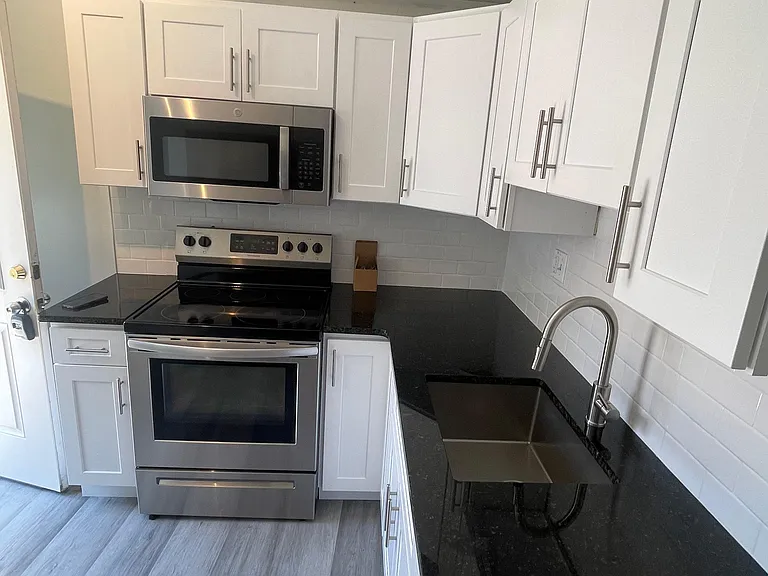 47 York Rd — Photo 4