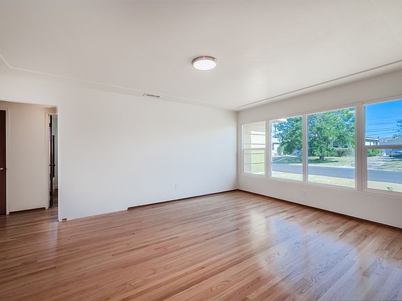 2nd image of 6163 Adelaide Ave