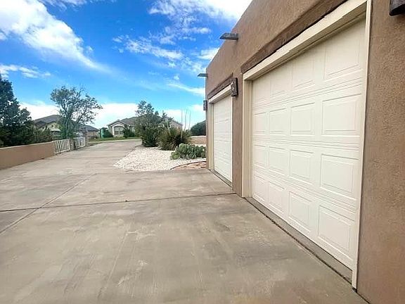 5th image of 1212 Miehls Dr