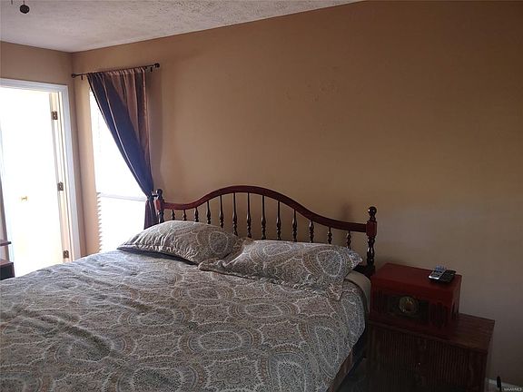 5th image of 1137 Hidden Meadow Dr