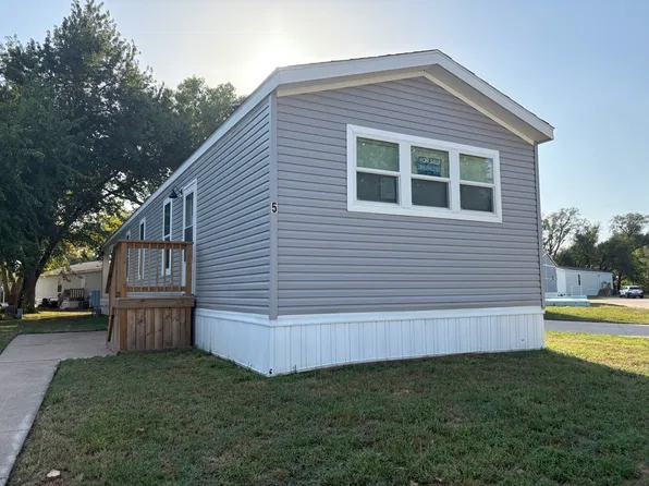 5 E Wichita Dr #L005, Park City, KS 67219