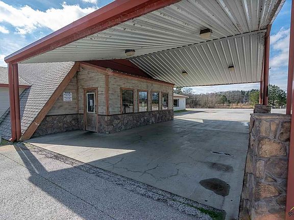 3rd image of 16192 State Highway 155 N