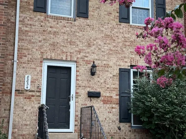 8834 Surveyors Pl, Springfield, VA 22152